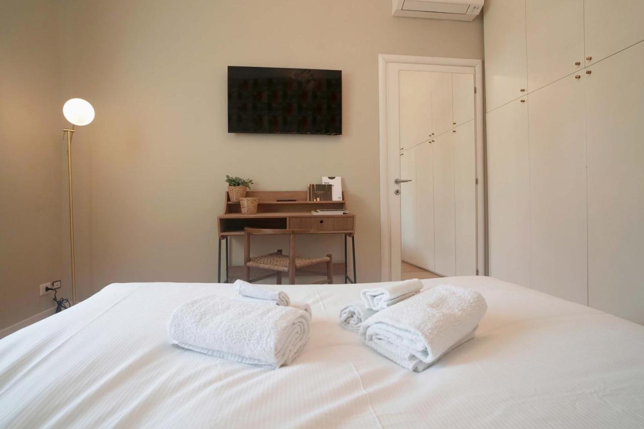 Elegant Apartment Near Brera Area Milan Exterior photo