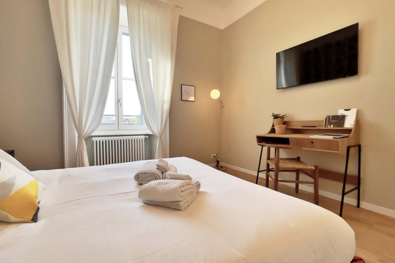 Elegant Apartment Near Brera Area Milan Exterior photo